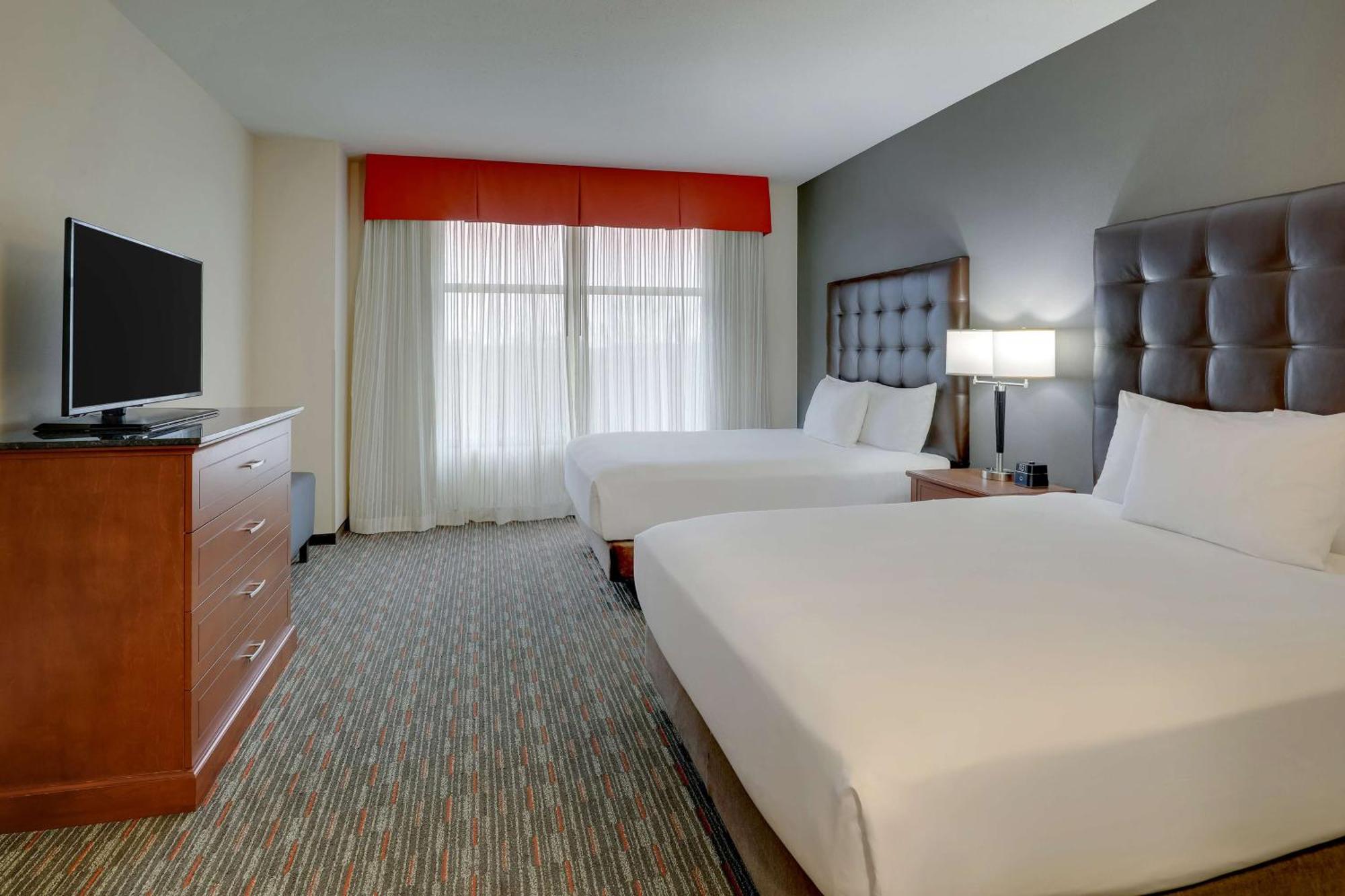 Drury Inn & Suites Charlotte Arrowood Exterior foto