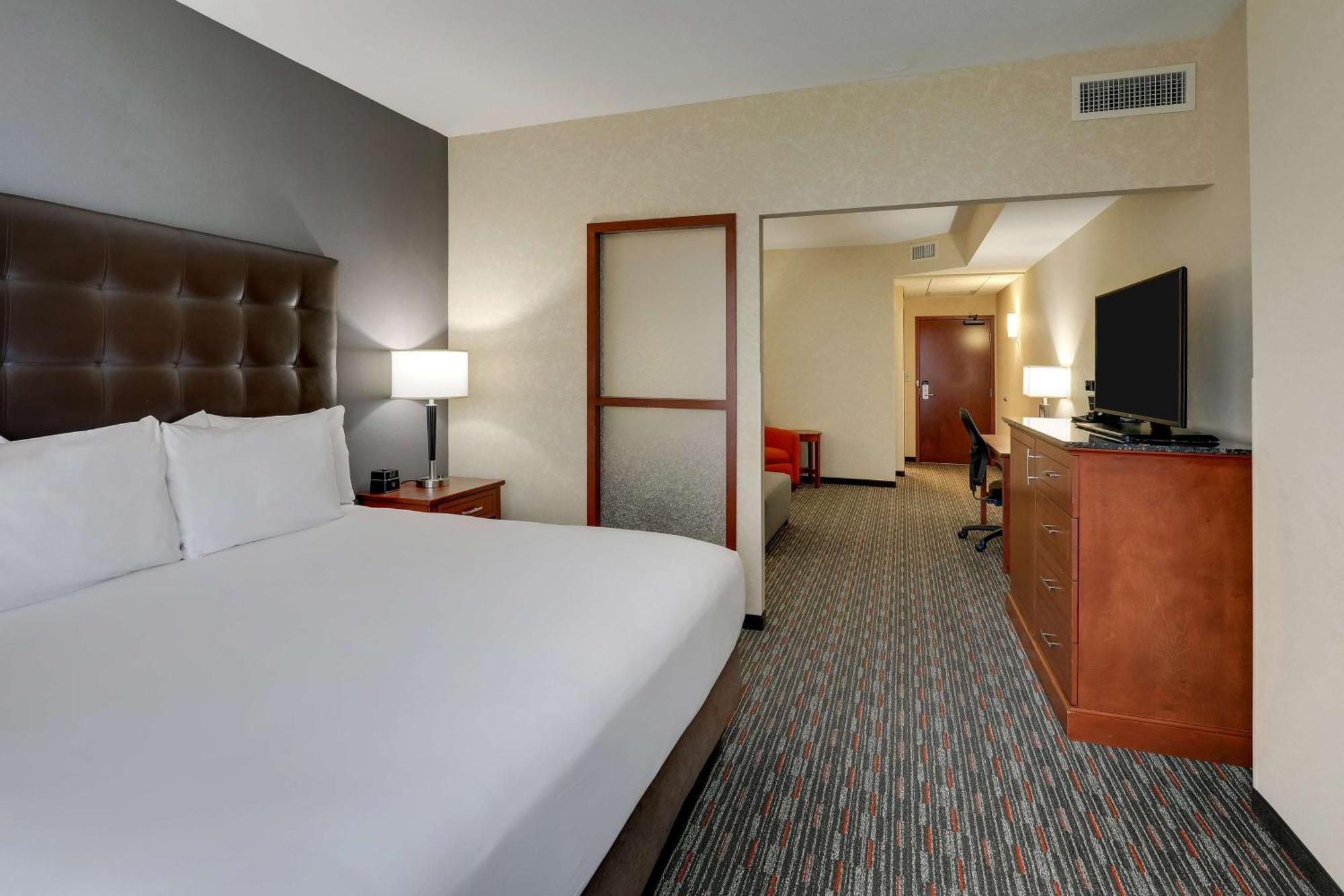 Drury Inn & Suites Charlotte Arrowood Exterior foto